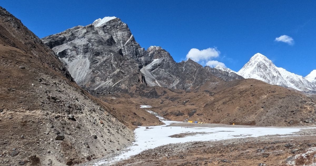 way to lobuche